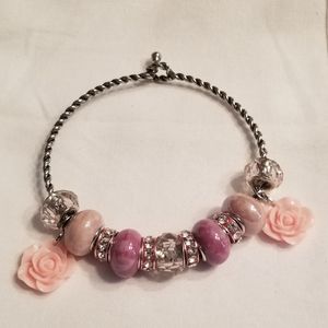 🎉HP!! 🌸 Super cute pink hook and loop bracelet